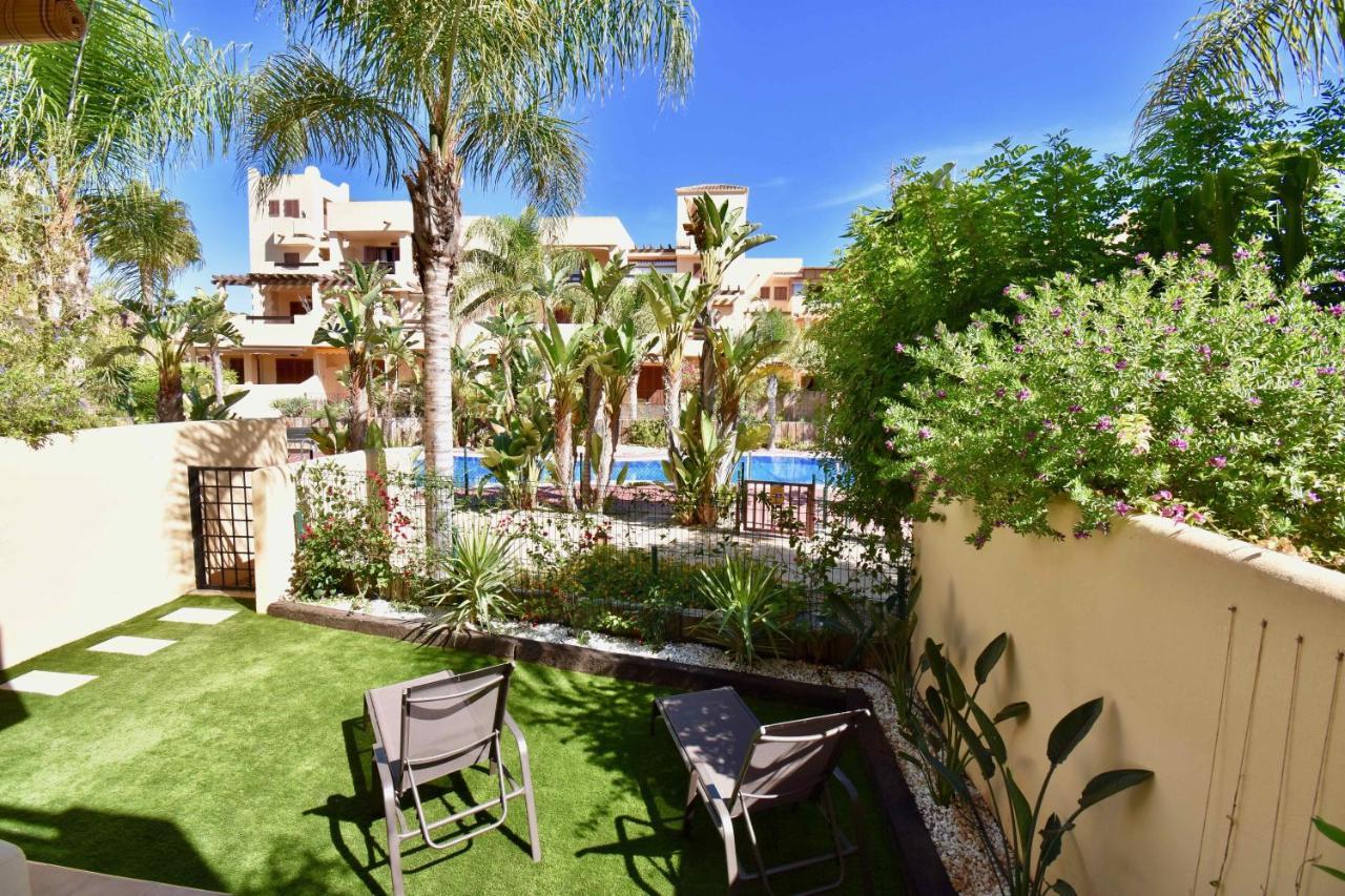 Bahia Marinas - Tu Hogar Con Jardin Privado! Apartment Вера Екстериор снимка