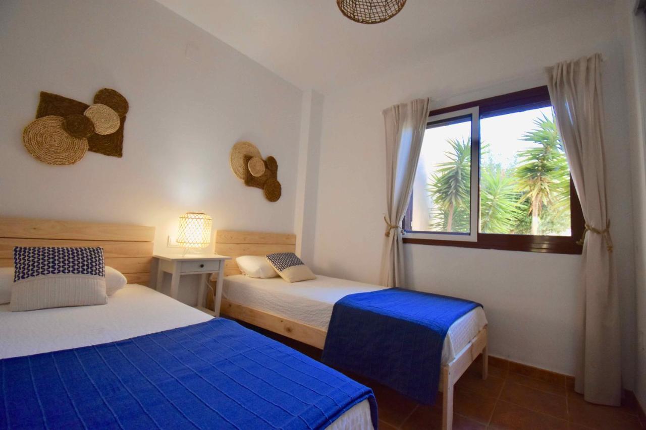 Bahia Marinas - Tu Hogar Con Jardin Privado! Apartment Вера Екстериор снимка